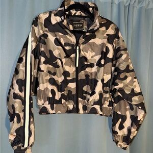 GUESS Women's Crop Camo Bomber Jacket - Black, Olive, Beige